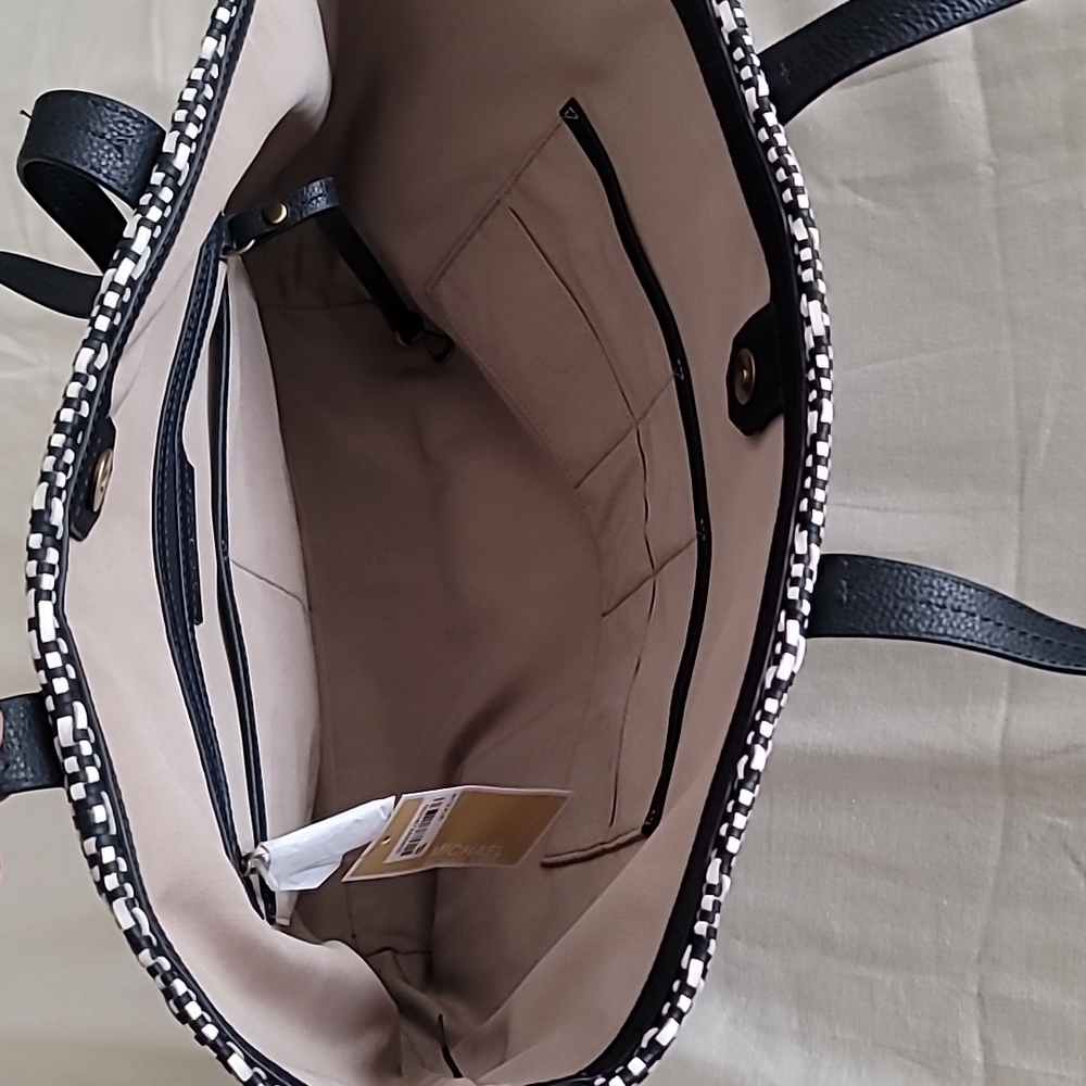 Michael Kors Dark Blue & White Chevron Large Woven Leather Tote Bag Purse NWT - Picture 8 of 10